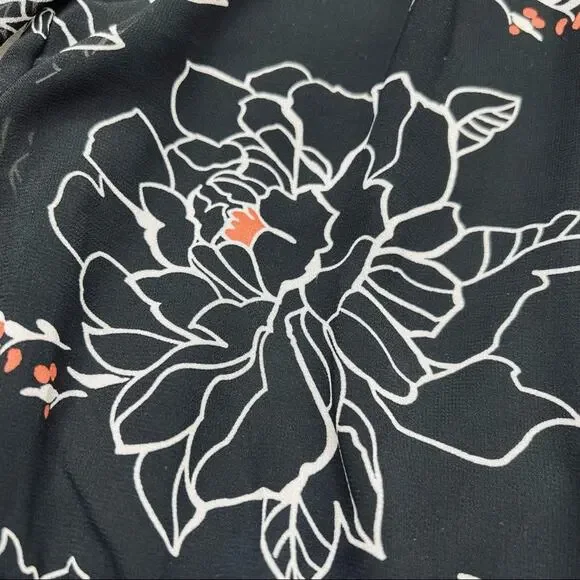 ASTR Black Floral Romper Size Medium Chiffon Boho Dark Romantic Festival Casual - Picture 11 of 16